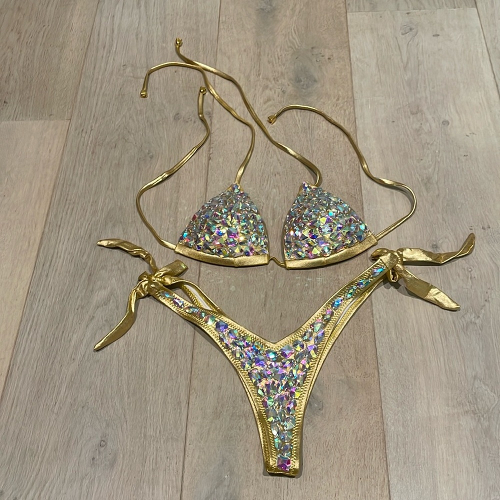 NWT - Golden Diamond Tong Bikini